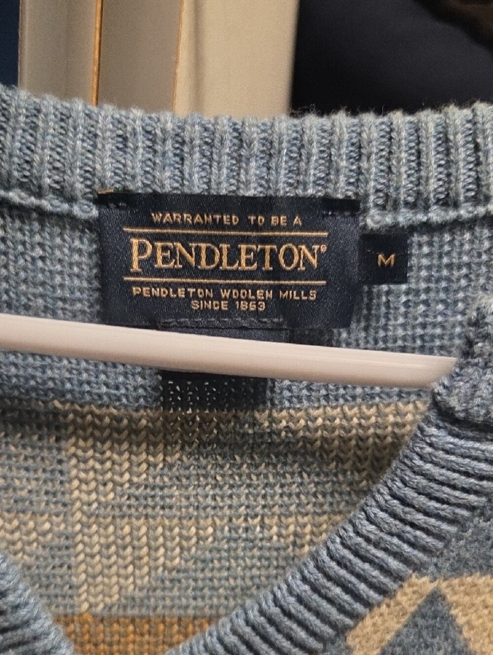 Pendleton Men's Blue Geometric V-Neck Sweater - Picture 4 of 4